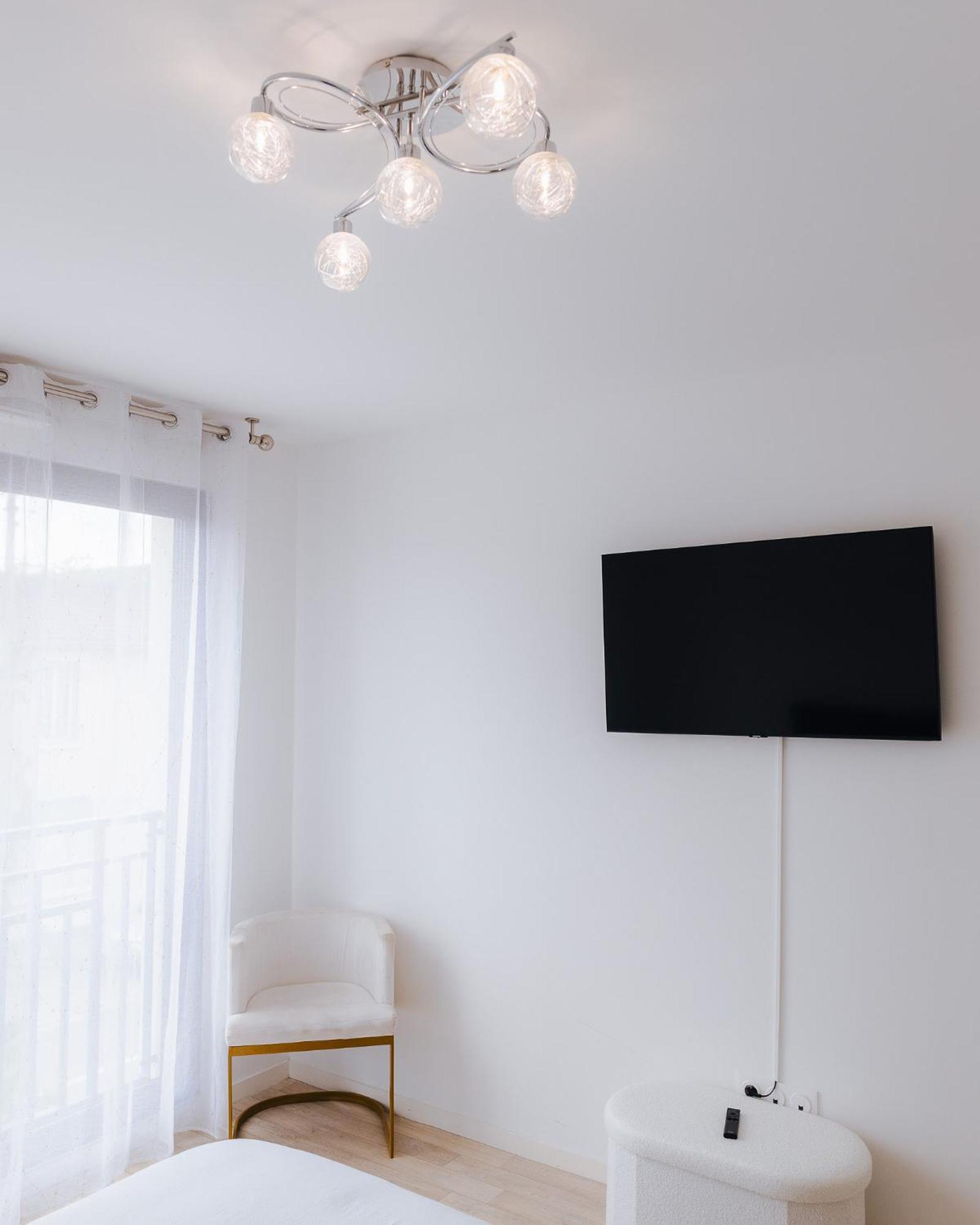 Appartement Luxueux, Neuf & Equipe A Versailles, Saint-Cyr-L'Ecole Exterior photo